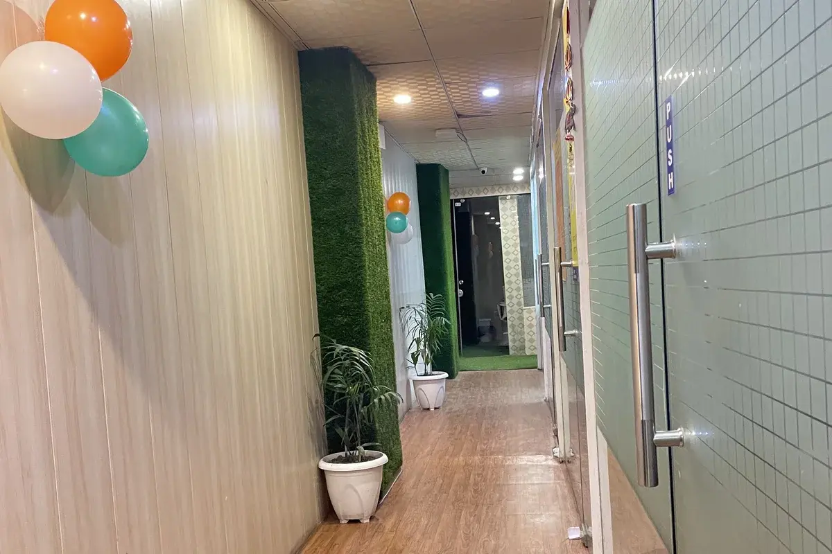 Campus Environment & Reception Foyer